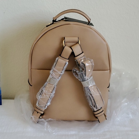 Back pack Sold - Picture 5 of 5